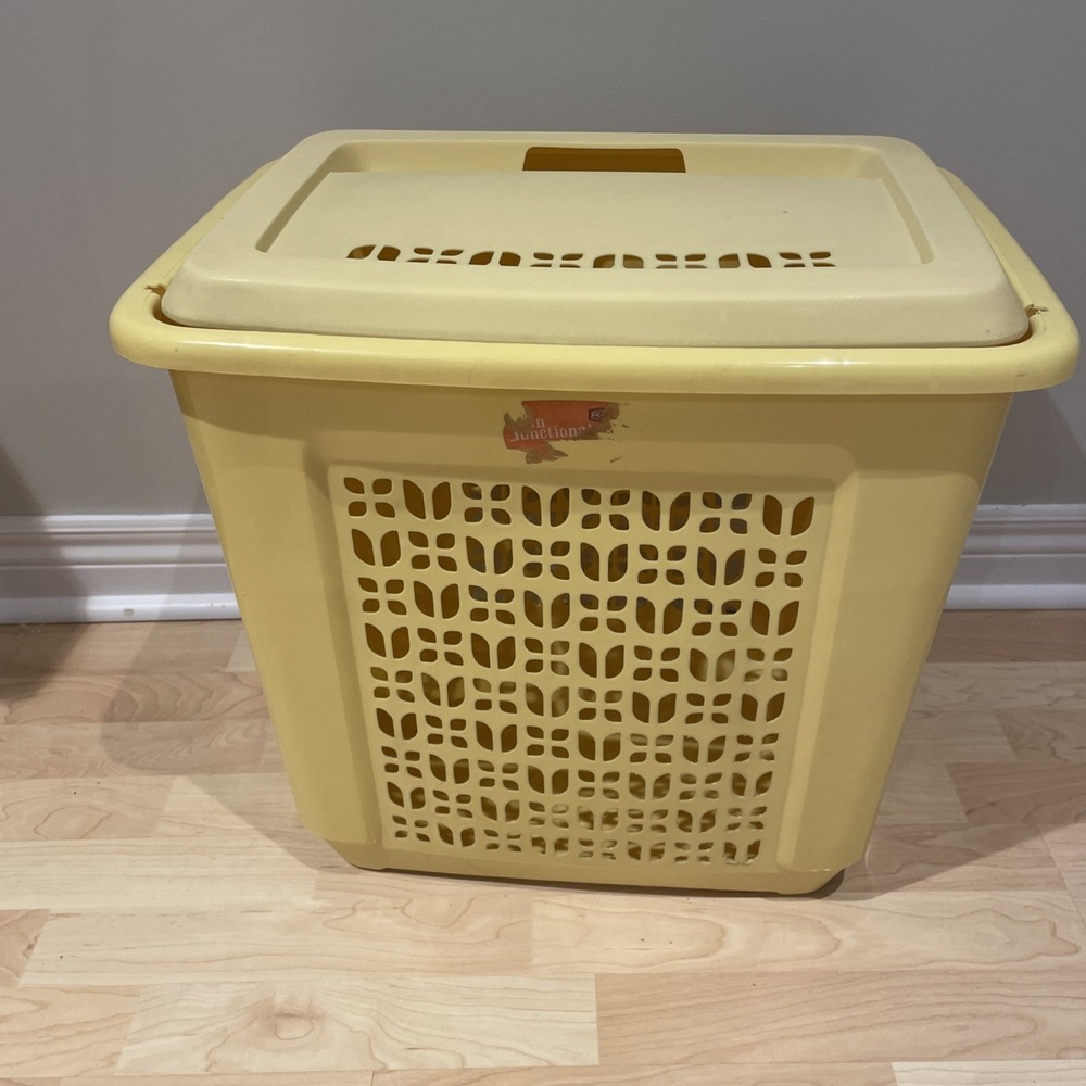 VINTAGE Tulip RUBBERMAID LAUNDRY HAMPER BASKET LID CATCH N CARRY Yellow 2987 USA - Picture 3 of 10